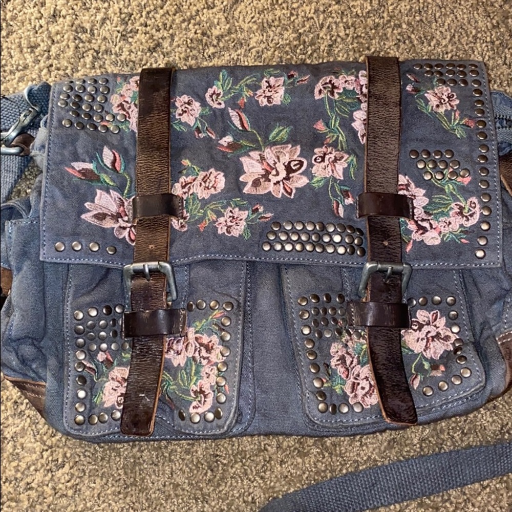 ✨Free People Crossbody